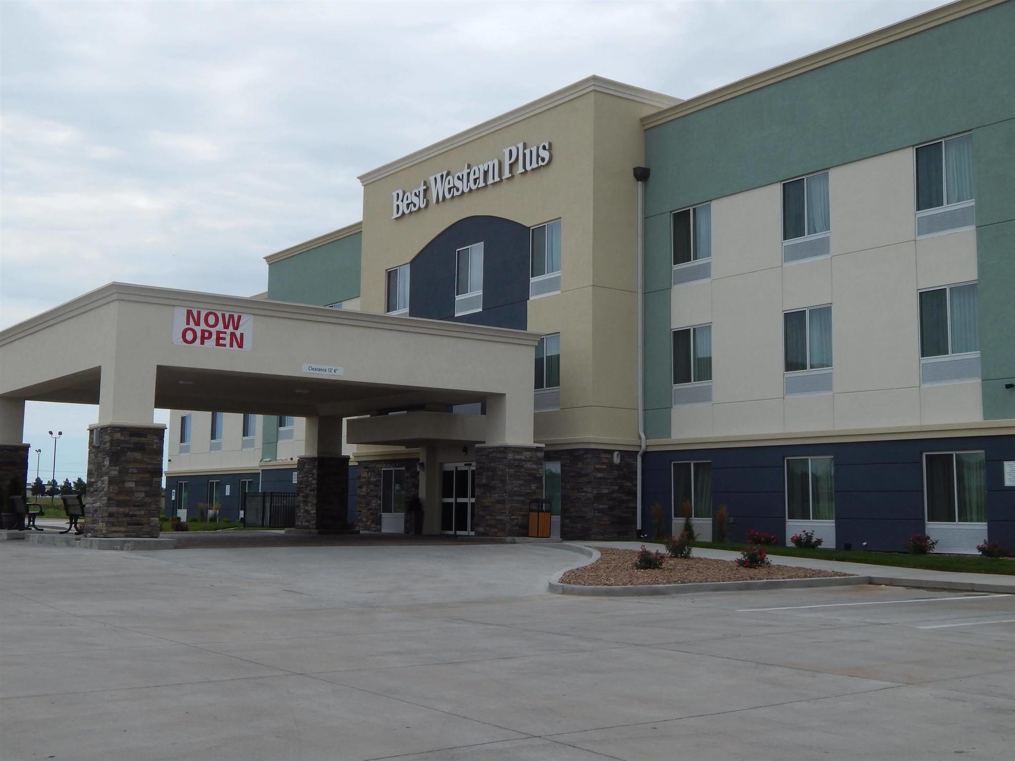 Best Western Plus Pratt Eksteriør bilde